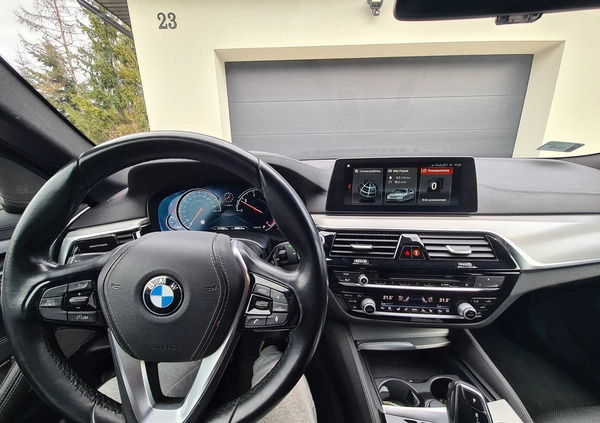 BMW Seria 5 cena 120000 przebieg: 177000, rok produkcji 2018 z Jarosław małe 29
